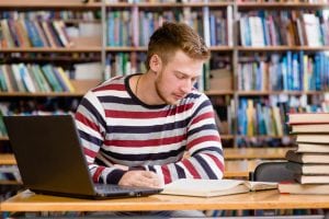 ¿Formación online o curso presencial?